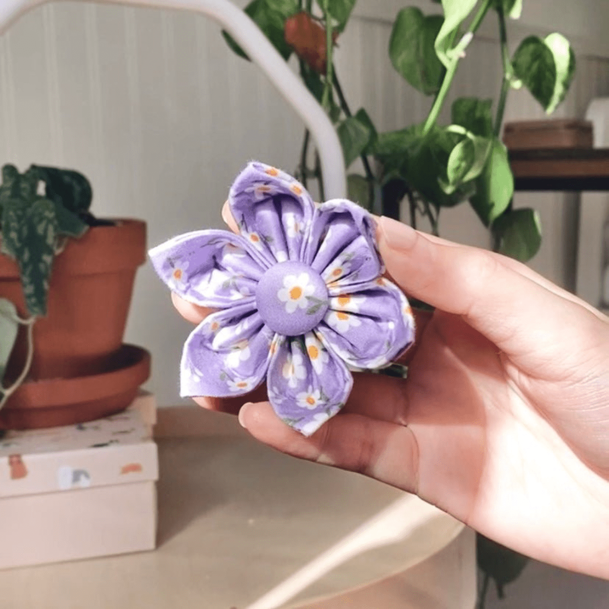 Purple Daisy Signature Bloomtie™ - Flower Tie