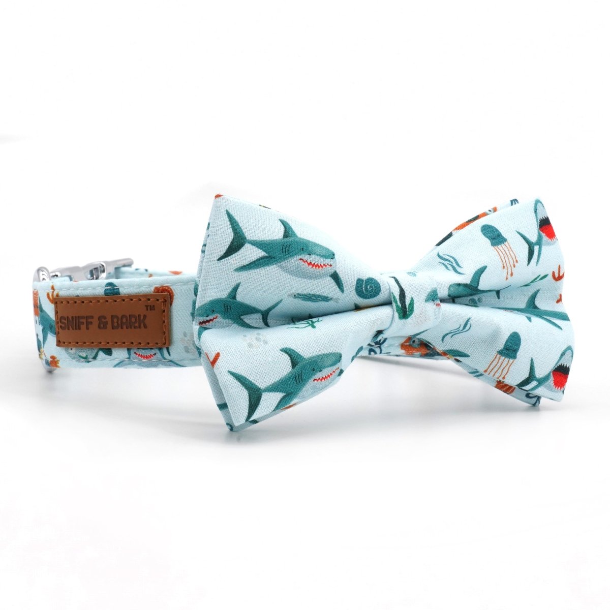 Sea World  Bowtie Unbreakable Collar™ & Leash Set